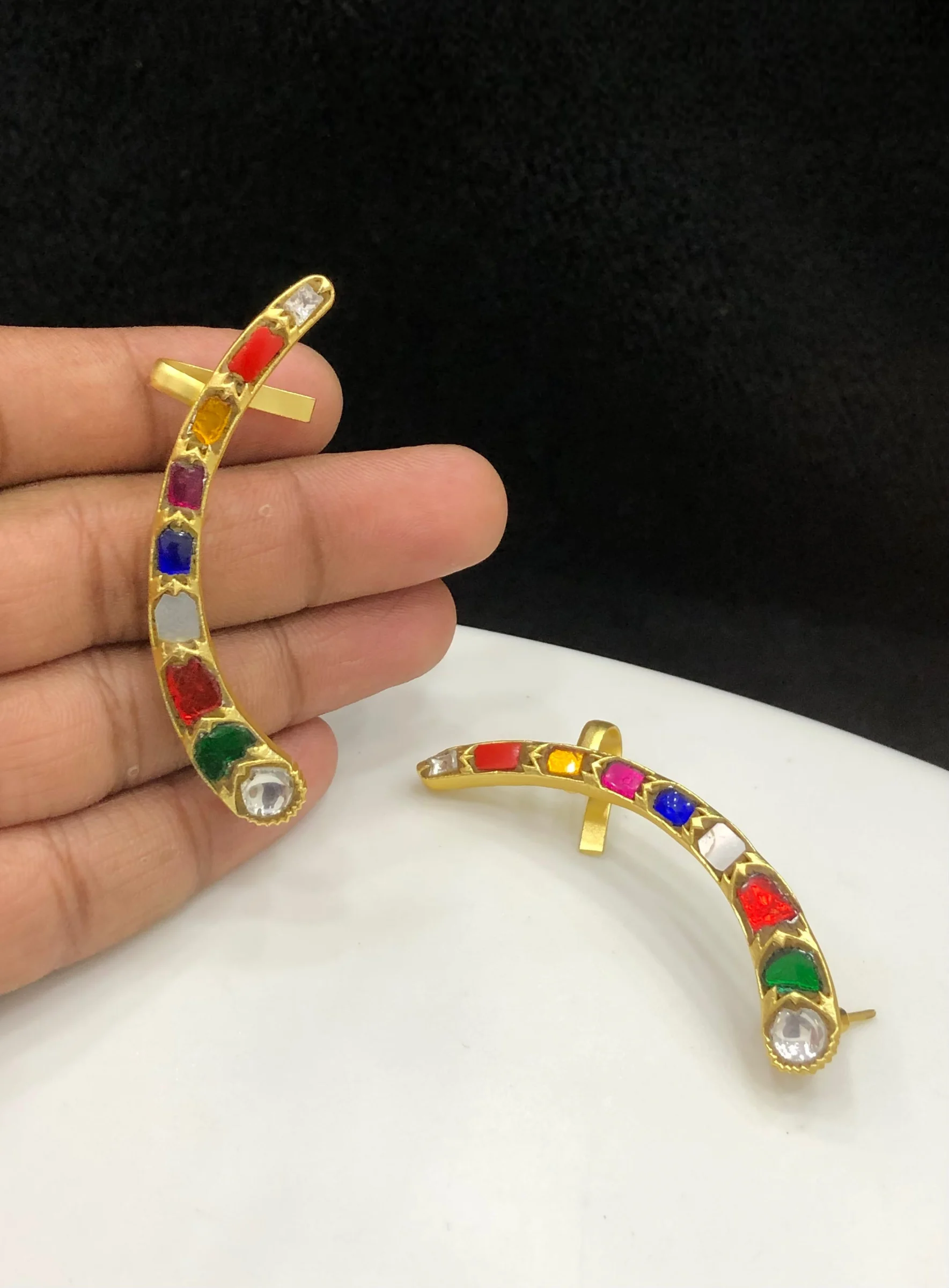 Jadau Stone Curved Earcuff Earrings